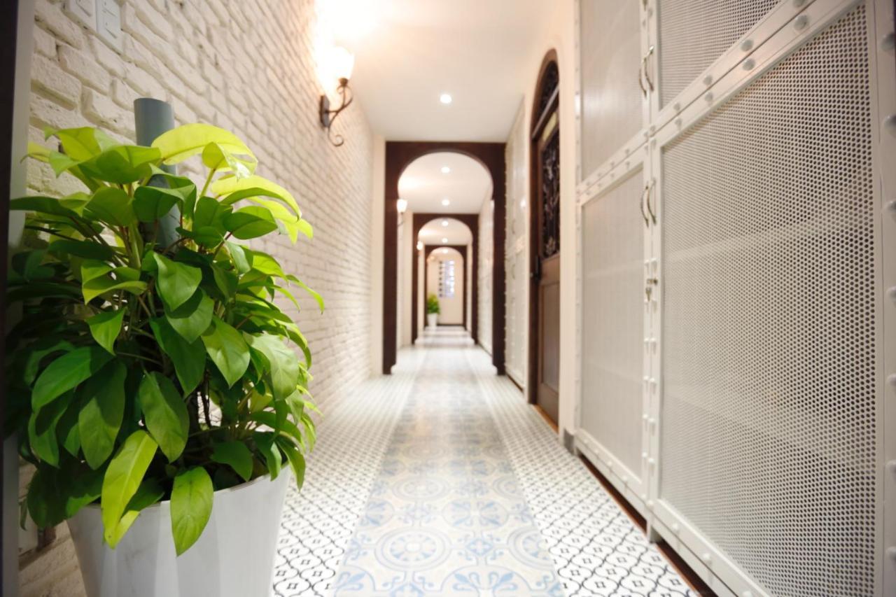 Aquarizon Boutique Hostel & City Bar Хошимин Экстерьер фото