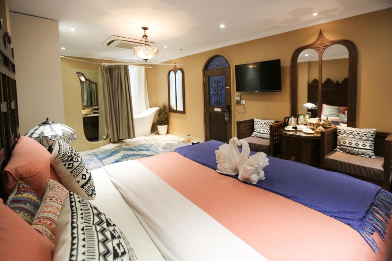 Aquarizon Boutique Hostel & City Bar Хошимин Экстерьер фото