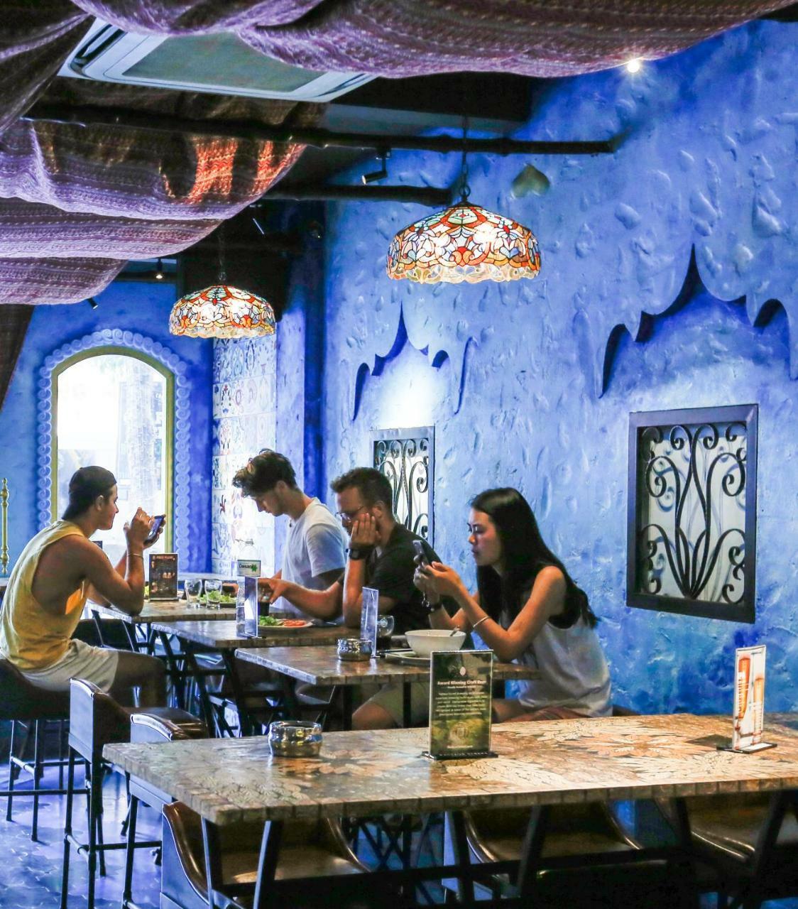 Aquarizon Boutique Hostel & City Bar Хошимин Экстерьер фото